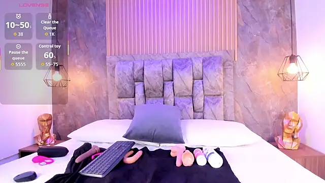 Snapshot of natasha_steele chatting on February 2026 10:48:02 PM natasha steele online show from February 2026 10:48:02 PM