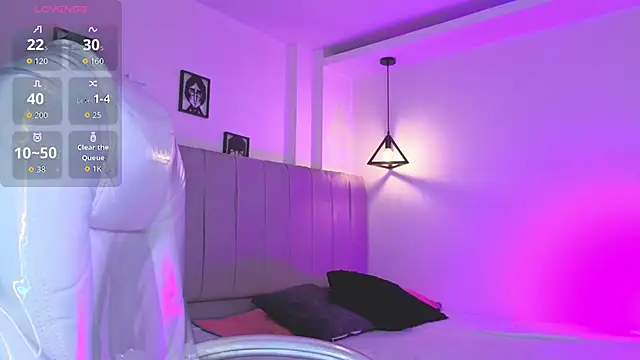 Miller Vanessa  online show from October 2025 08:39:02 PM