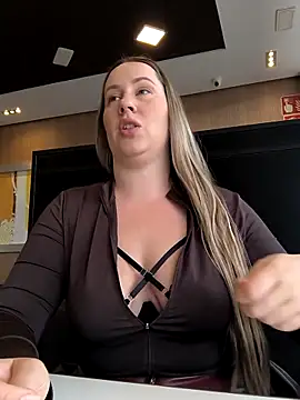 Mona Plus online show from February 2026 10:18:01 AM