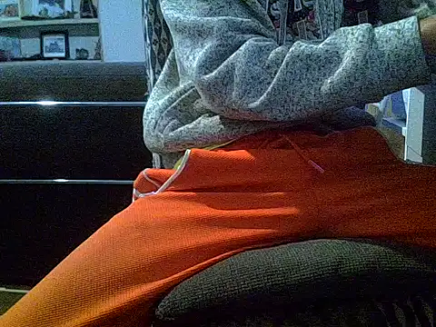 Snapshot of createur34 chatting on October 2025 05:11:02 PM createur34 online show from October 2025 05:11:02 PM