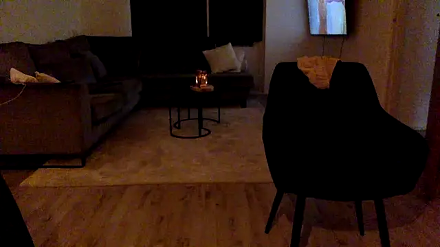 Bleueyez007 online show from February 2025 09:48:02 PM