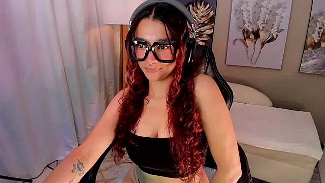 charlotte bluee online show from July 2026 12:15:02 AM