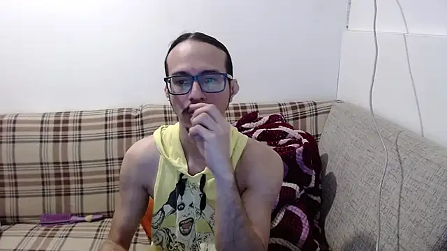 cholitohermoso online show from June 2026 05:26:01 PM