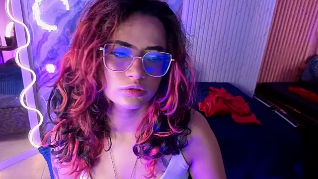 kristen tay online show from April 2026 02:49:02 AM