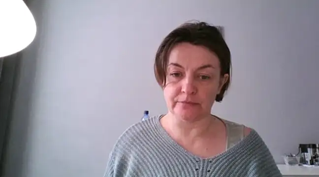 Snapshot of EleanoraMILF chatting on February 2025 09:49:01 AM EleanoraMILF online show from February 2025 09:49:01 AM