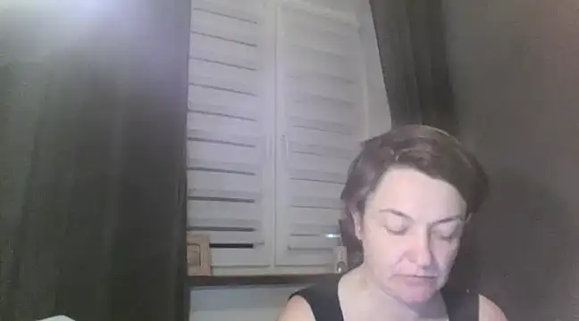 Snapshot of EleanoraMILF chatting on February 2025 07:16:02 PM EleanoraMILF online show from February 2025 07:16:02 PM