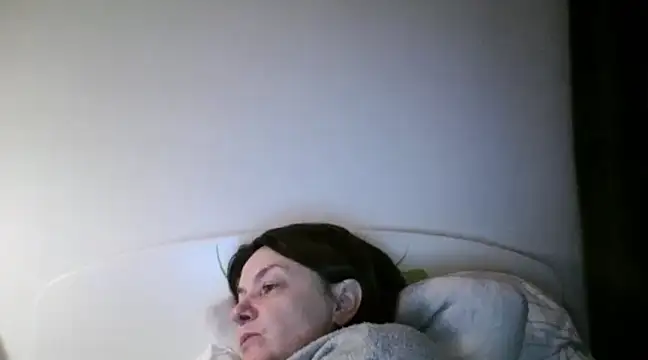 Snapshot of EleanoraMILF chatting on February 2025 10:20:02 PM EleanoraMILF online show from February 2025 10:20:02 PM