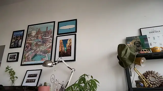 MikymikeBBWD online show from November 2025 11:45:01 AM