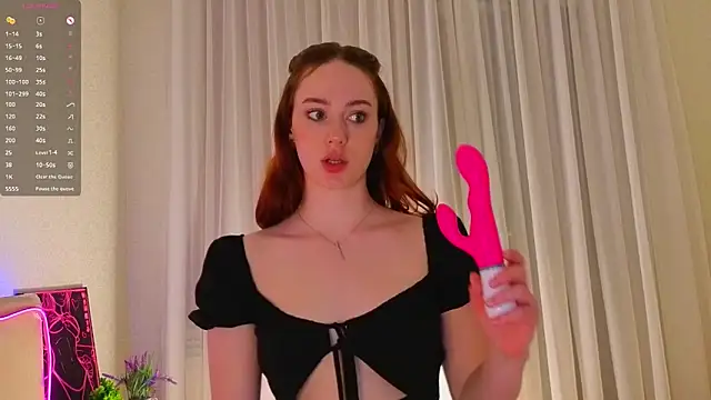 Snapshot of StacyWatts chatting on April 2026 09:12:02 PM StacyWatts online show from April 2026 09:12:02 PM