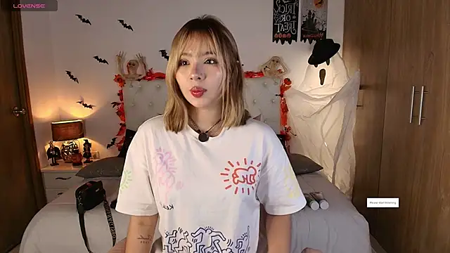 Julieta priv online show from October 2025 02:07:02 PM