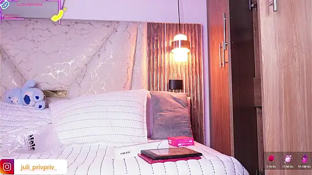 Julieta priv online show from March 2026 02:00:01 PM