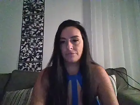 Snapshot of Layla_Gilf_Mae chatting on March 2025 08:29:02 PM Layla Gilf Mae online show from March 2025 08:29:02 PM