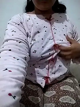 Snapshot of Dalou3a-69 chatting on March 2025 01:47:01 AM Dalou3a-69 online show from March 2025 01:47:01 AM