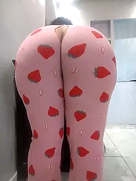 Snapshot of Dalou3a-69 chatting on December 2025 12:24:02 PM Dalou3a-69 online show from December 2025 12:24:02 PM