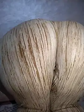 Snapshot of Dalou3a-69 chatting on January 2026 07:27:01 PM Dalou3a-69 online show from January 2026 07:27:01 PM