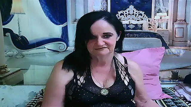 LuciousGrace online show from July 2026 06:47:01 PM