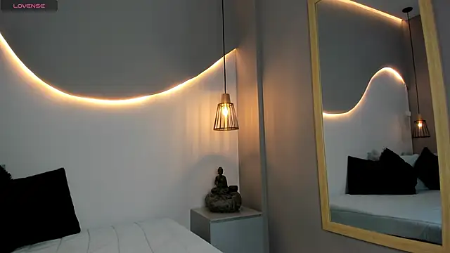 Snapshot of lucelly_15 chatting on October 2025 11:28:02 AM lucelly 15 online show from October 2025 11:28:02 AM