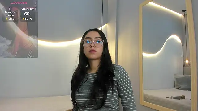 lucelly 15 online show from January 2026 11:56:02 AM