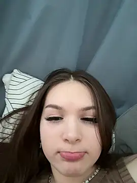 -Amora online show from February 2026 12:12:01 PM