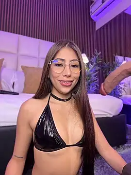 MelanieHillss online show from May 2026 10:36:01 AM