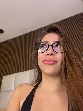 MelanieHillss online show from July 2026 04:29:01 AM