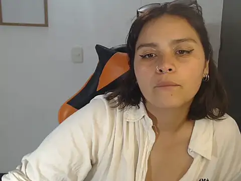 maalamaria444 online show from December 2025 12:26:02 AM