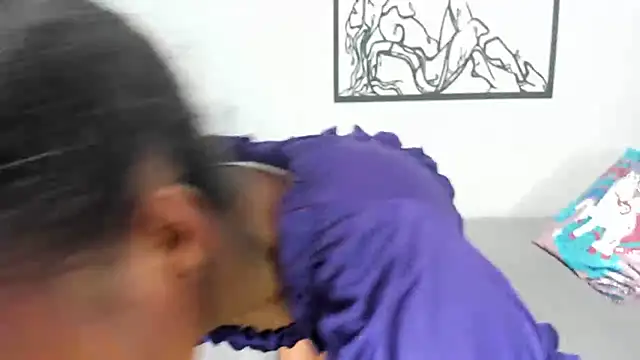 Snapshot of karina-lopez chatting on October 2025 03:20:02 PM karina-lopez online show from October 2025 03:20:02 PM