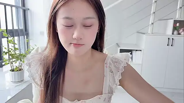 Snapshot of Cassie-20 chatting on October 2025 04:21:01 AM Cassie-20 online show from October 2025 04:21:01 AM