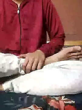 Snapshot of love_me_you chatting on February 2025 09:01:01 AM love me you online show from February 2025 09:01:01 AM