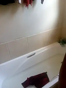 Snapshot of PinkMagic chatting on November 2025 12:52:01 PM PinkMagic online show from November 2025 12:52:01 PM