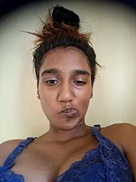 indianpink lips online show from February 2026 01:37:02 PM