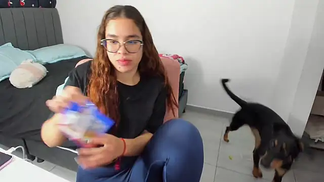 Greciaruiz  online show from October 2025 12:53:01 AM