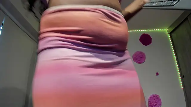 ZahraRose online show from February 2025 12:02:02 PM