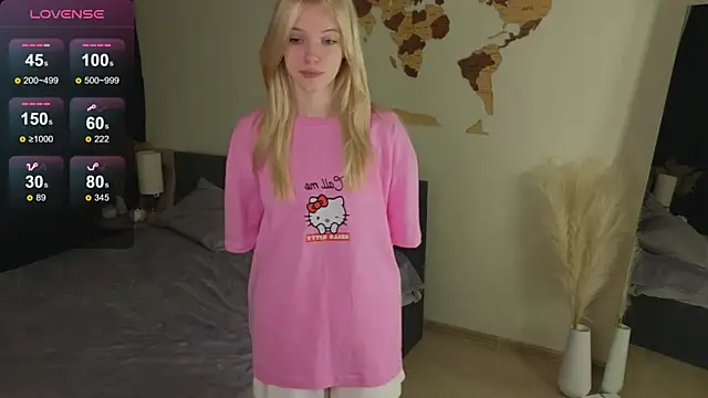 EdlaHewell online show from March 2025 09:21:01 AM