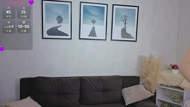 EdlaHewell online show from October 2025 11:23:01 PM