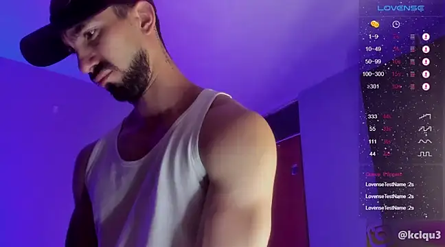 Snapshot of K_cique chatting on March 2025 12:22:02 AM K cique online show from March 2025 12:22:02 AM