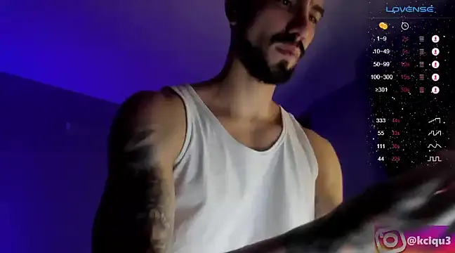 Snapshot of K_cique chatting on March 2025 05:43:02 PM K cique online show from March 2025 05:43:02 PM