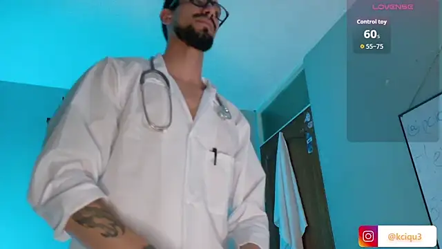 Snapshot of K_cique chatting on November 2025 01:27:02 AM K cique online show from November 2025 01:27:02 AM