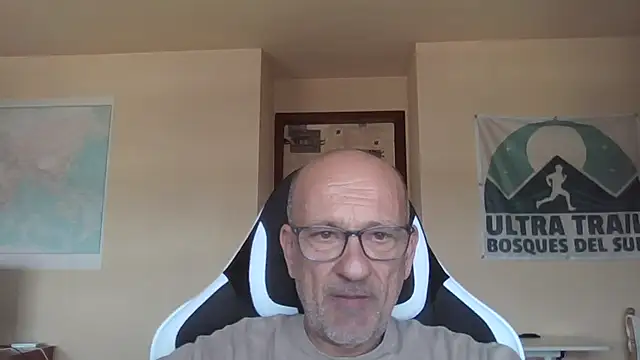 llopaco online show from April 2026 11:59:01 AM