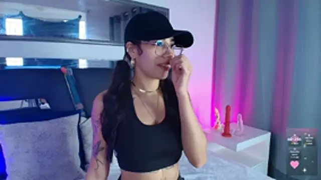 daenerysar5 online show from October 2025 01:20:02 PM