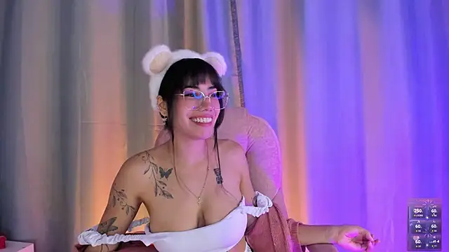 daenerysar5 online show from October 2025 01:11:02 PM