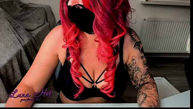 Lunalein online show from July 2026 06:46:02 PM