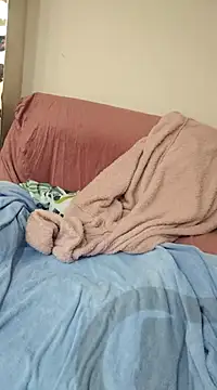 Snapshot of Loly2025 chatting on March 2025 05:04:01 PM Loly2025 online show from March 2025 05:04:01 PM