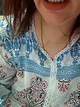 Loly2025 online show from July 2026 05:22:01 PM