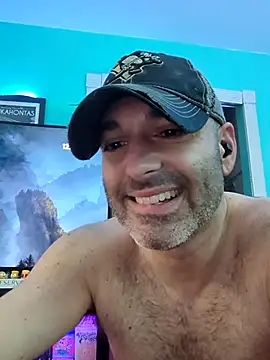 Novabear6996 online show from May 2026 04:03:01 PM