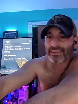Novabear6996 online show from May 2026 07:14:02 AM