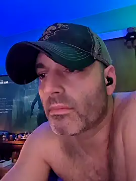 Novabear6996 online show from May 2026 06:11:01 AM