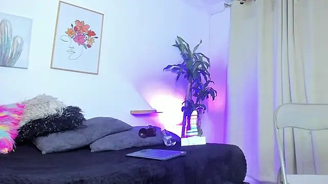 naomy 68 online show from March 2025 01:15:01 AM