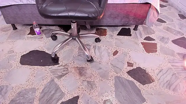 JacobRoberts1 online show from March 2025 07:48:01 AM