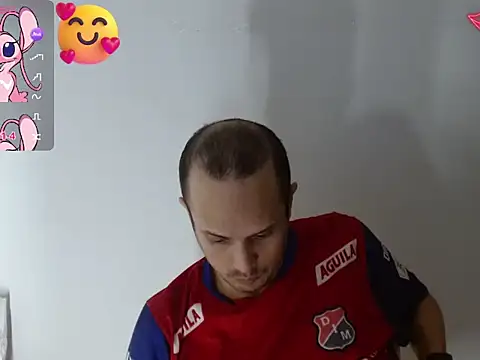 Snapshot of JhonTorres018 chatting on November 2025 07:30:02 AM JhonTorres018 online show from November 2025 07:30:02 AM